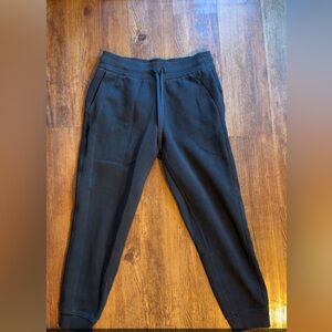 Lululemon Scuba high rise Jogger